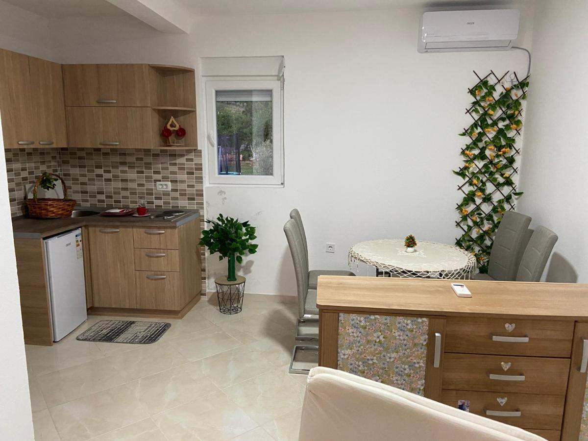 Kotor Apartman Green Sailor Экстерьер фото