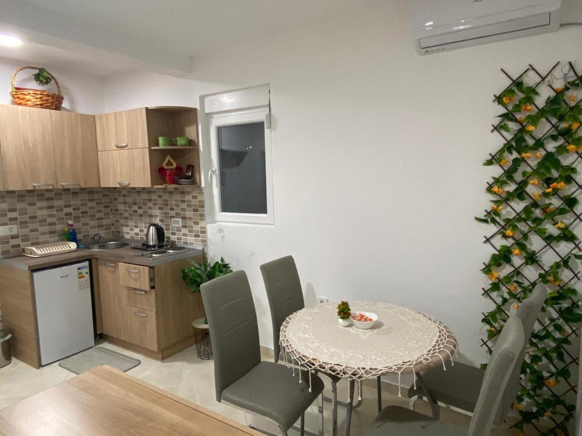 Kotor Apartman Green Sailor Экстерьер фото